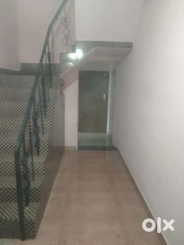 Pg available only for ladies per month 3500