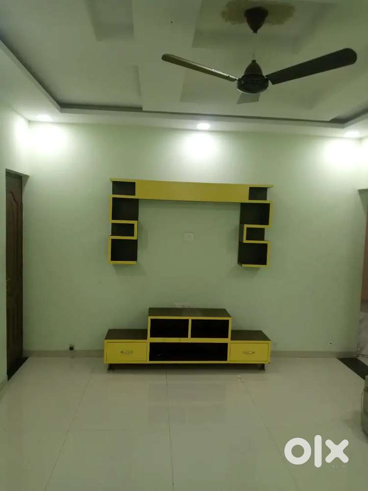 New floor for rent