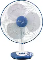 1 Table Fan and 1 Stand Fan for Sale (total 2)