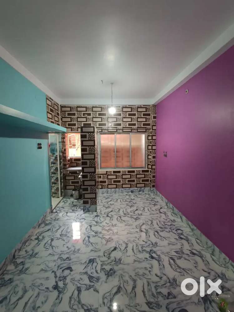1 bhk room at 5 min distance from behala 14 no bus stand