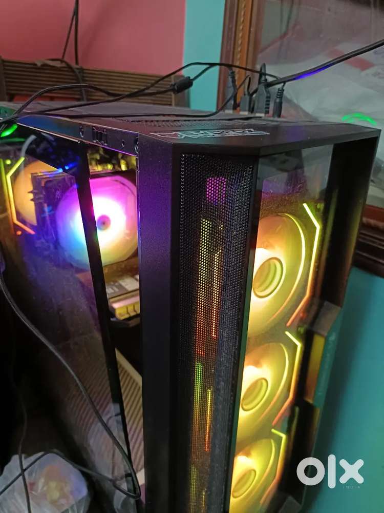 Gaming computer full working not used very much rtx 3050