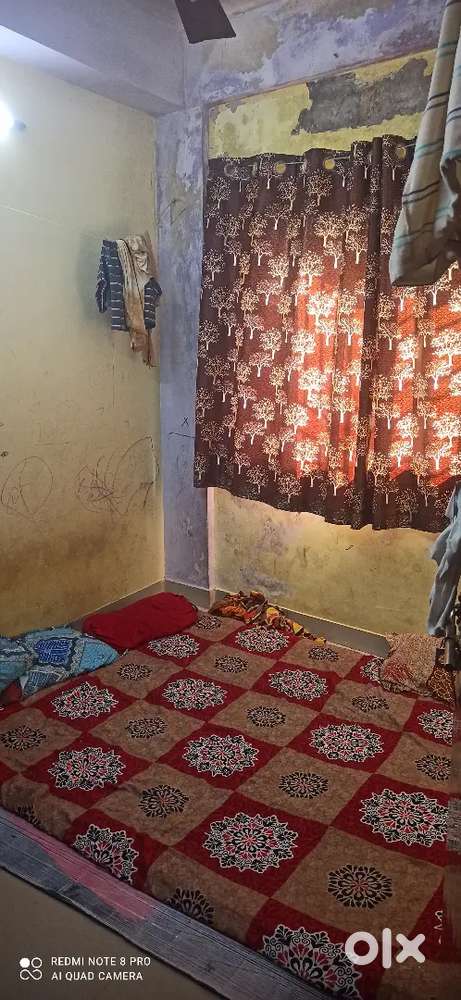 2BHK Flat for rent in Park circus (Gobra area)