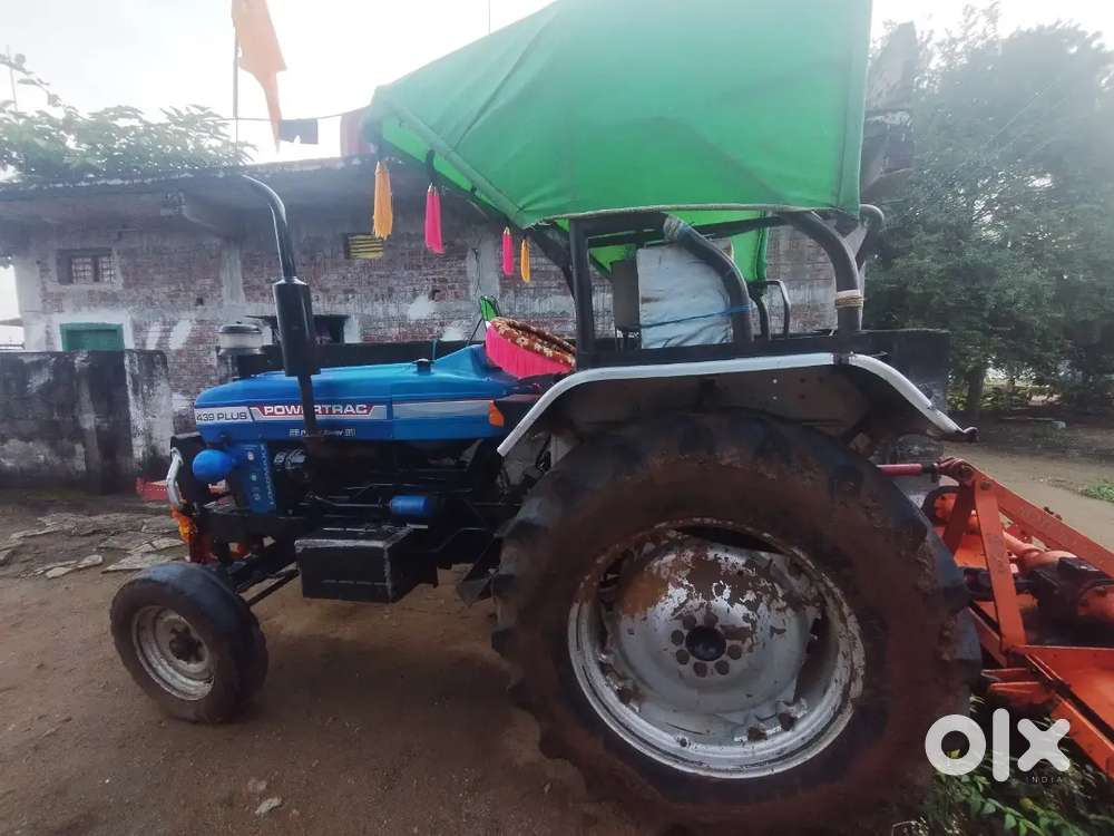 Escort powertrac tractor trolly for sale in