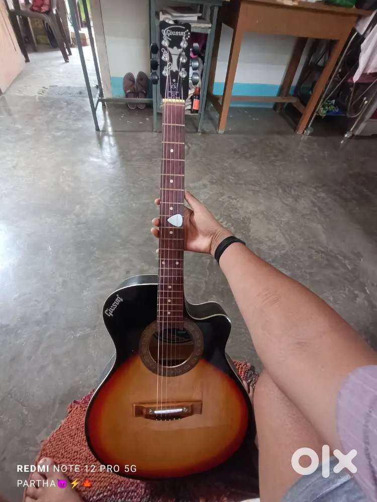 Givsum guitar