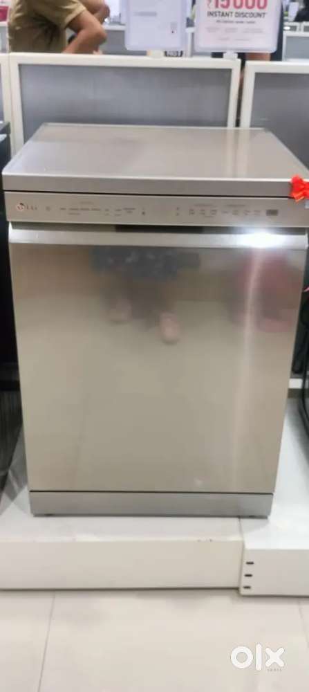 LG DISHWASHER DFB532FP NEW