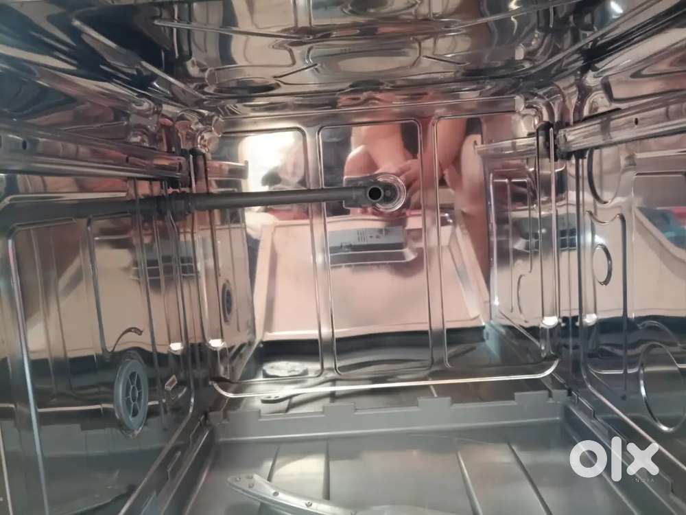 Voltas Beko DT8B 8 place Silver Color Dishwasher.