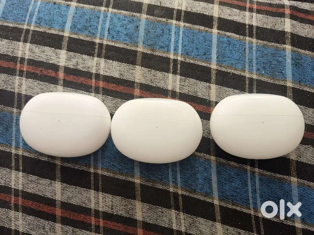 Refurbished Ear buds