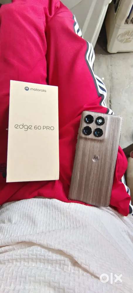 Moto edge 60 pro 8 266