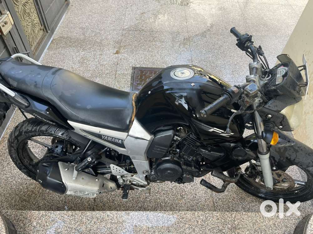 Old is gold. Well managed, single handed & first owner