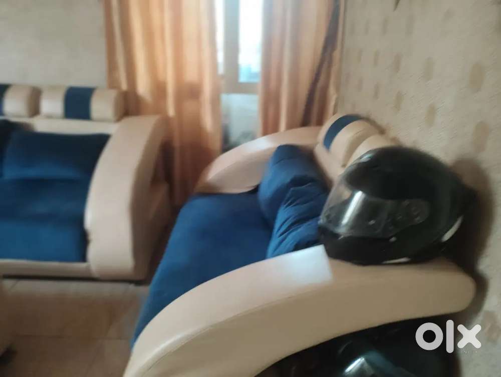 These sofa set just only 20,000