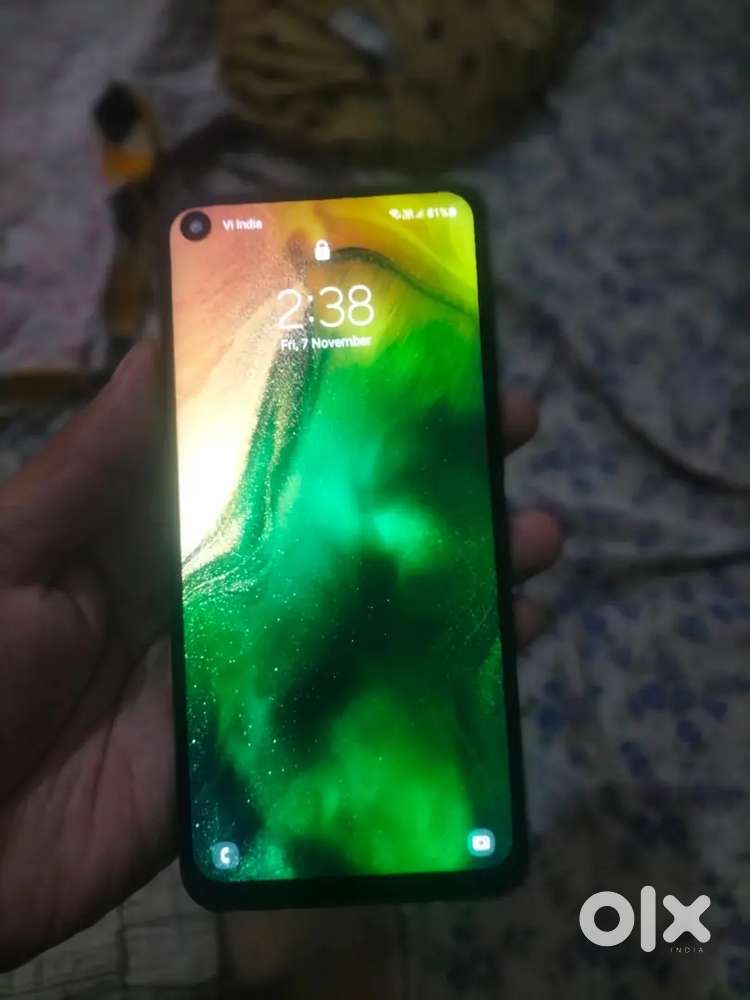 Samsung m40 6+128 touch change and front camera bulr hai
