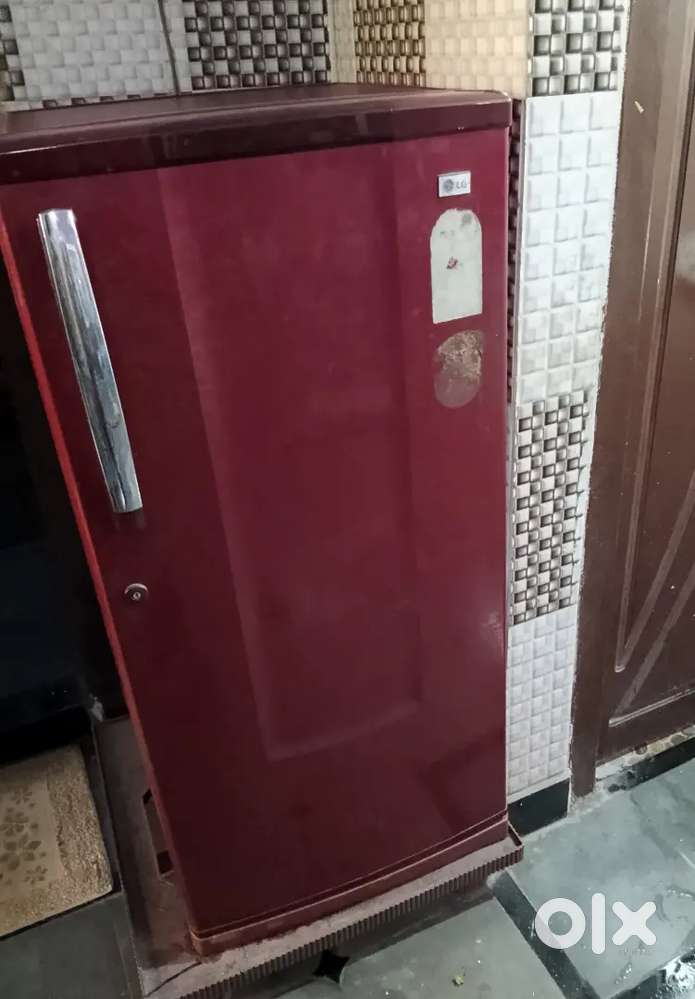LG Single-Door Refrigerator - Good Condition, Budget Friendly!