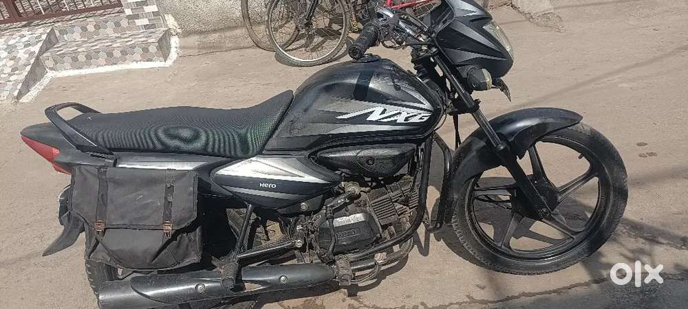 Hero nxg bechna hai
