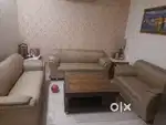 8seetar sofa  with table 5 years old