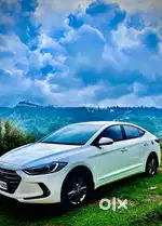 Hyundai New Elantra 2017 Petrol 42800 Km Driven Well Maintained
