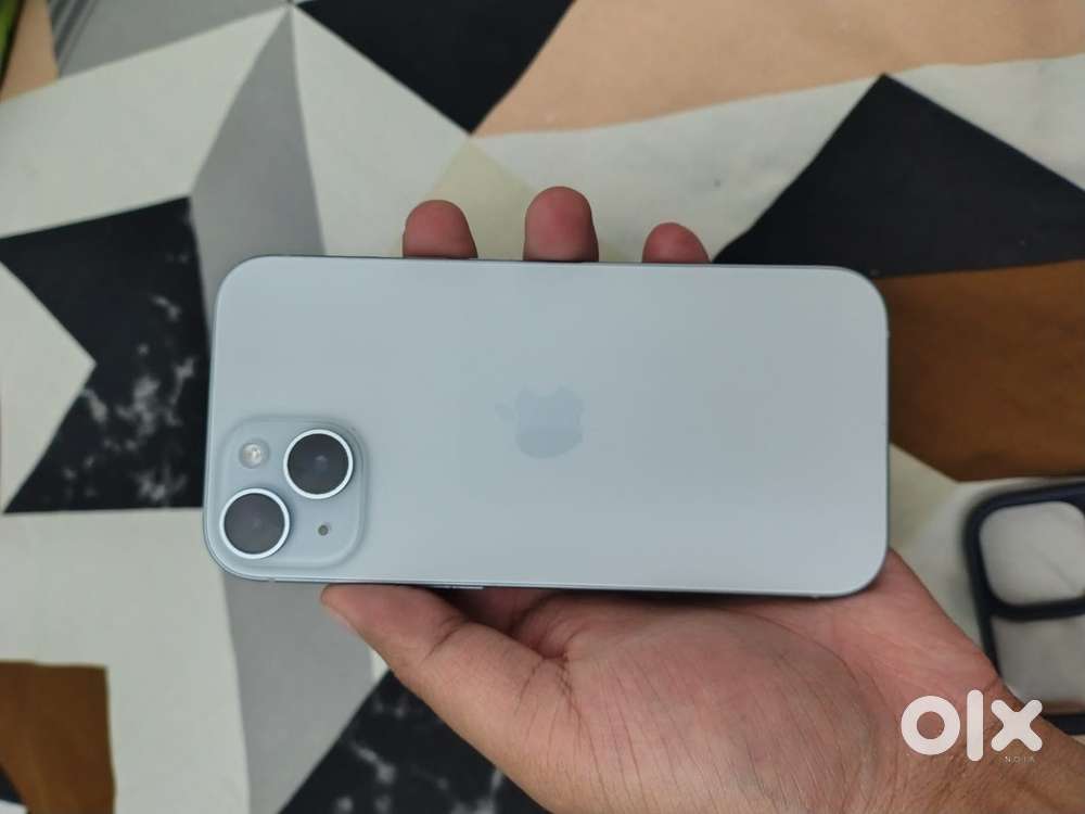 15 128gb white colour