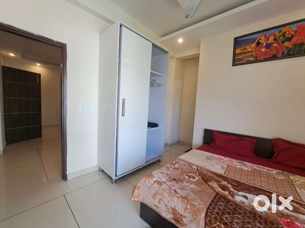 2bhk furnished flat for rent in rajpur road