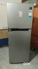 SAMSUNG 4 DOOR REFRIGERATOR