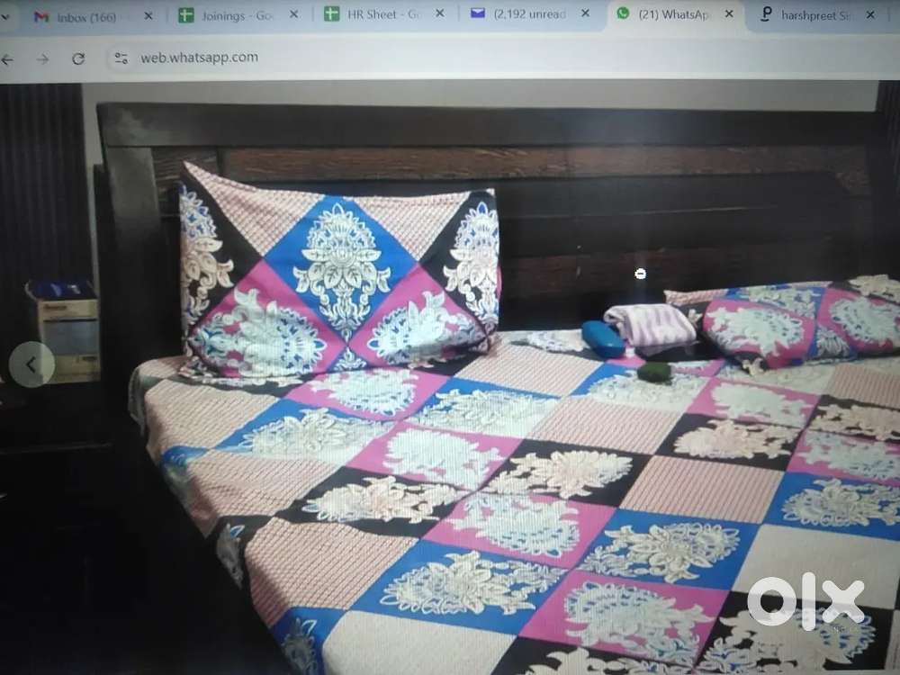 Sagwan furniture bed for sale