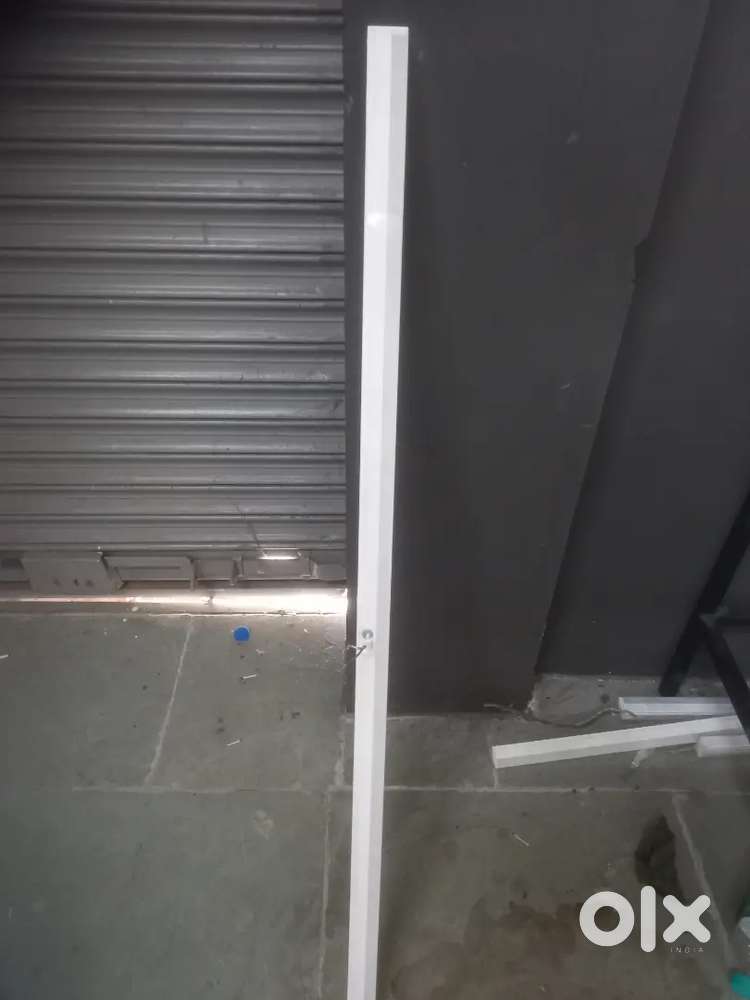Tube light philips 2 pieces in working condition