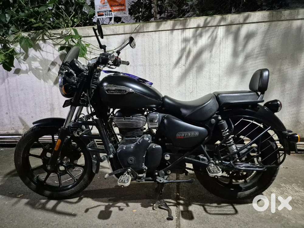 RE METEOR 350 BLACK STELLAR