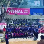New vecancy opening for shopping mall