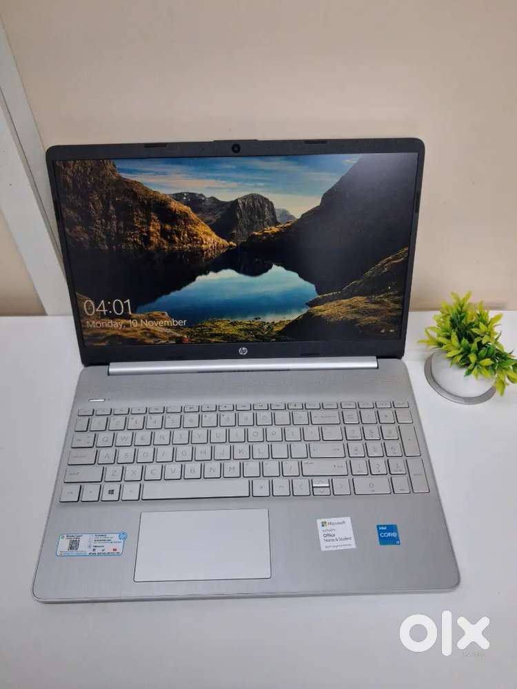 HP Pavilion / Intel i3 11th Gen