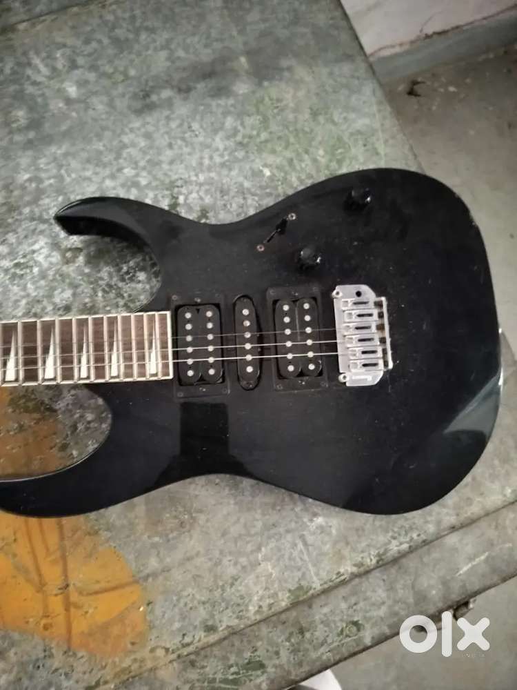 Electric guitar