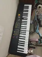 Yamaha keyboard 61 keys -7500