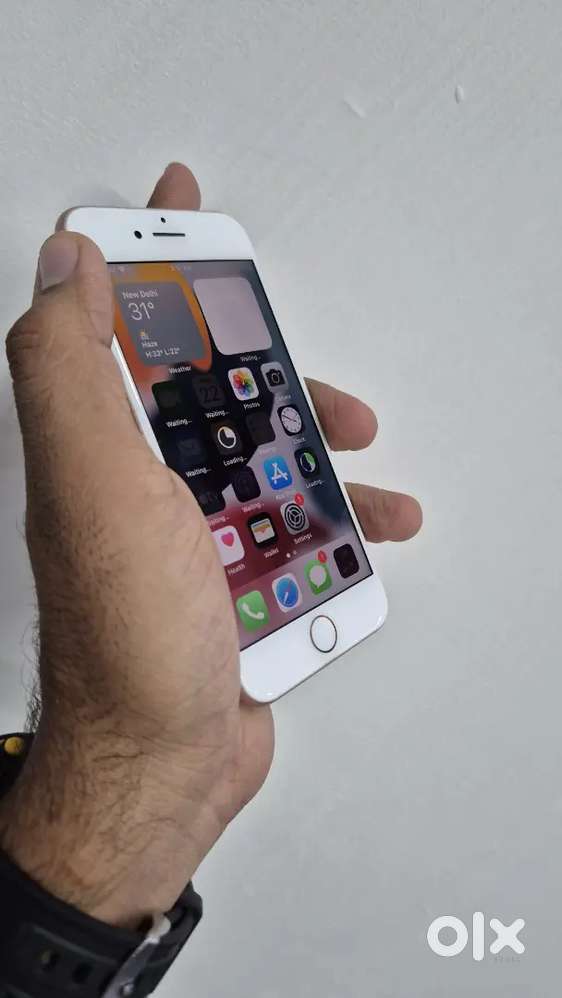 Apple IPhone 7 256gb in excellent condition 100% BH