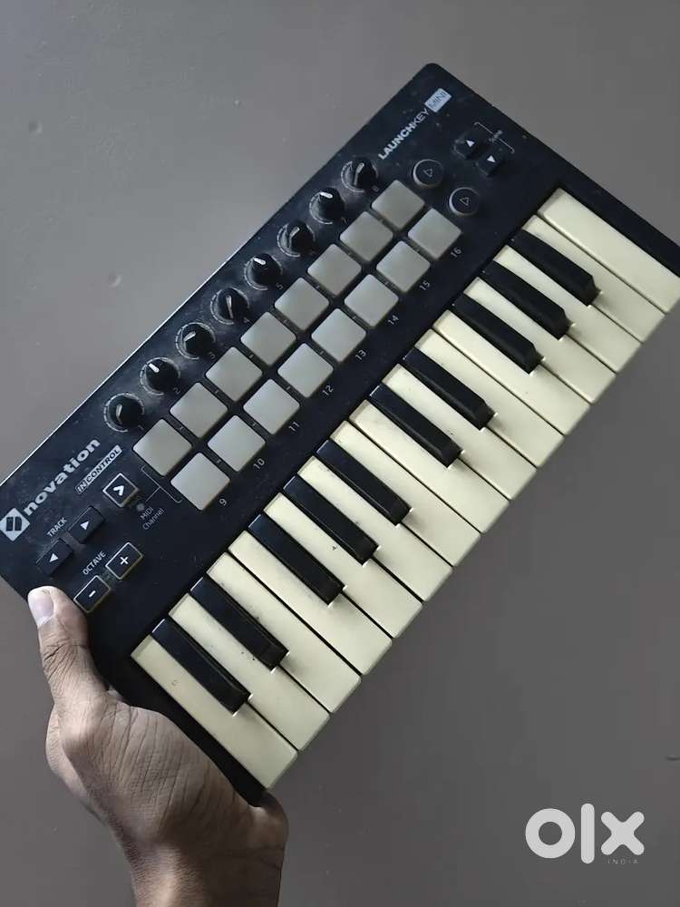 Novation midi controller launchkey