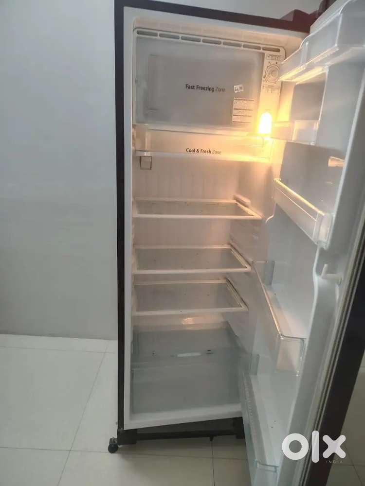 Lg refrigerator 270 litre