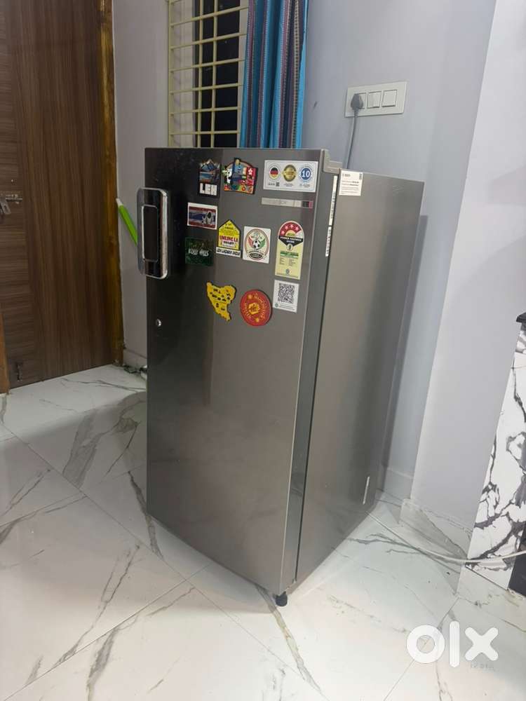 Bosch Fridge 187 litres