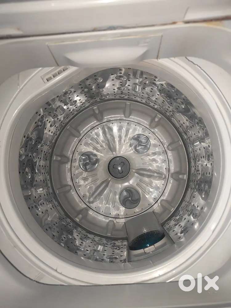 LG fully automatic top load 7kg washing machine