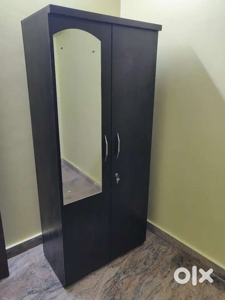 brand new two door wardrobe with mirror (delivery free)