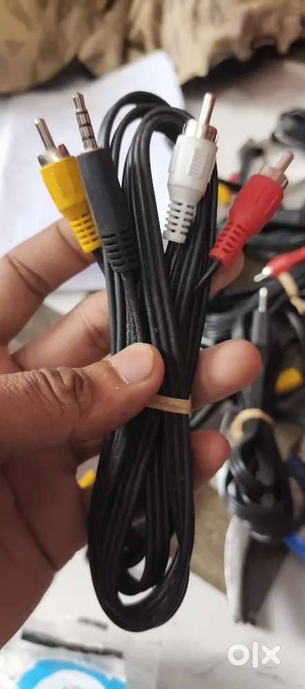 Aux 3 pin tv pin 40rs only