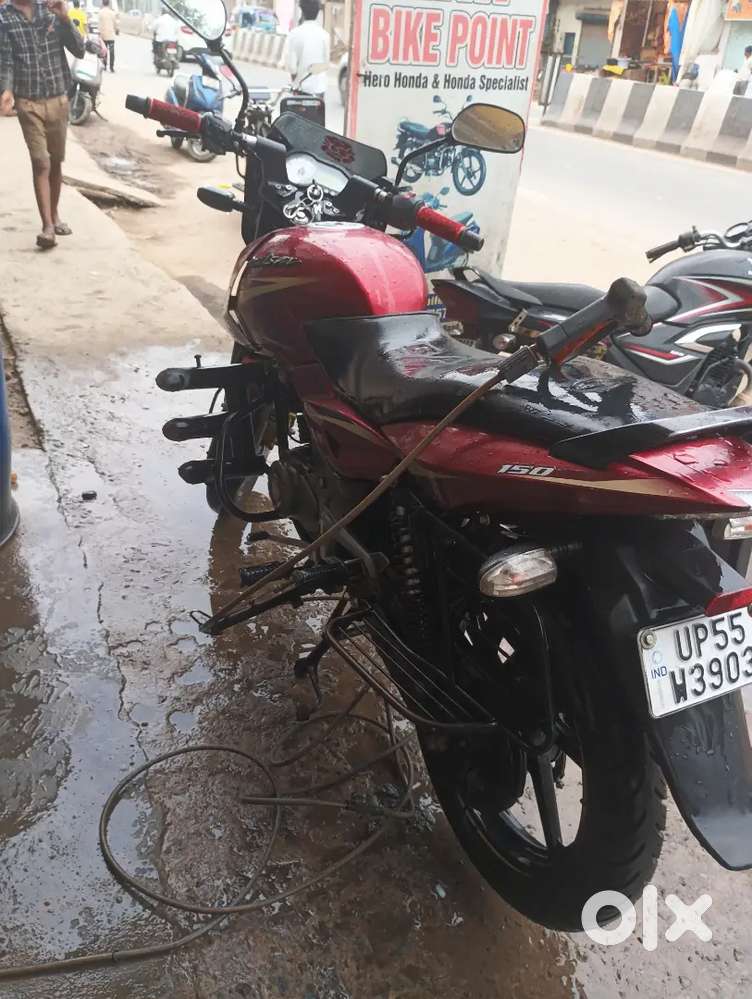 Pulsar 150