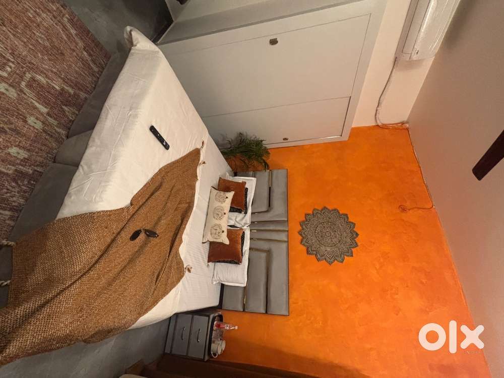 Fully Furnished Room are available