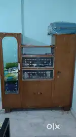 Solid Wardrobe in Good Condition