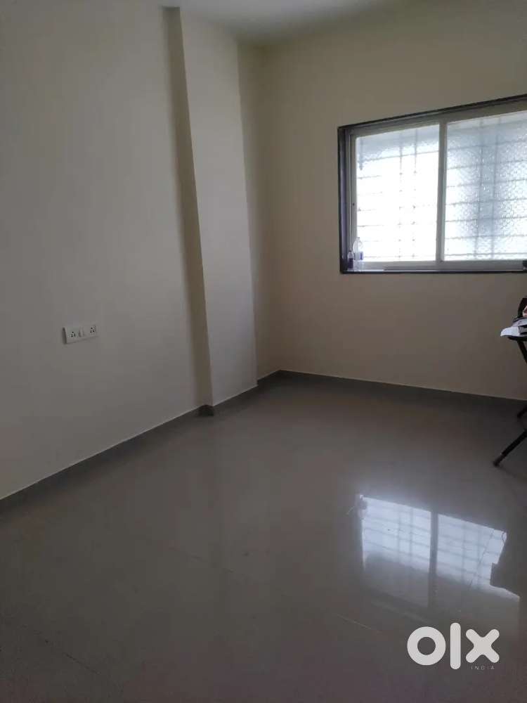 Roommate (girl)bfrom 1 December