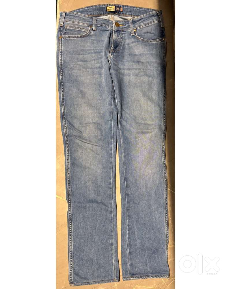 Jeans wrangler size 32