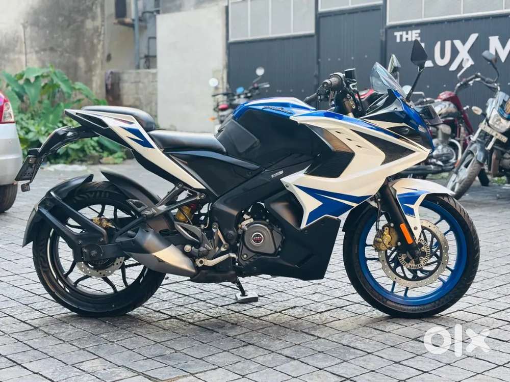 Pulsar 200 RS ONLY 13000 KMS