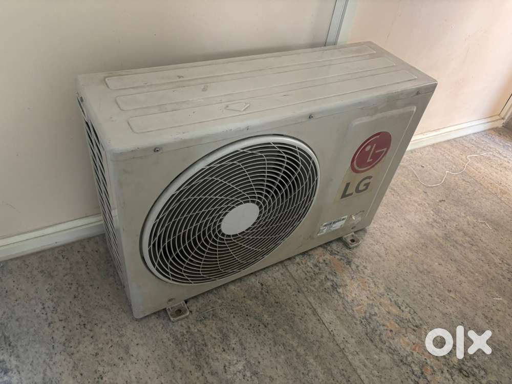 Ceiling ac LG