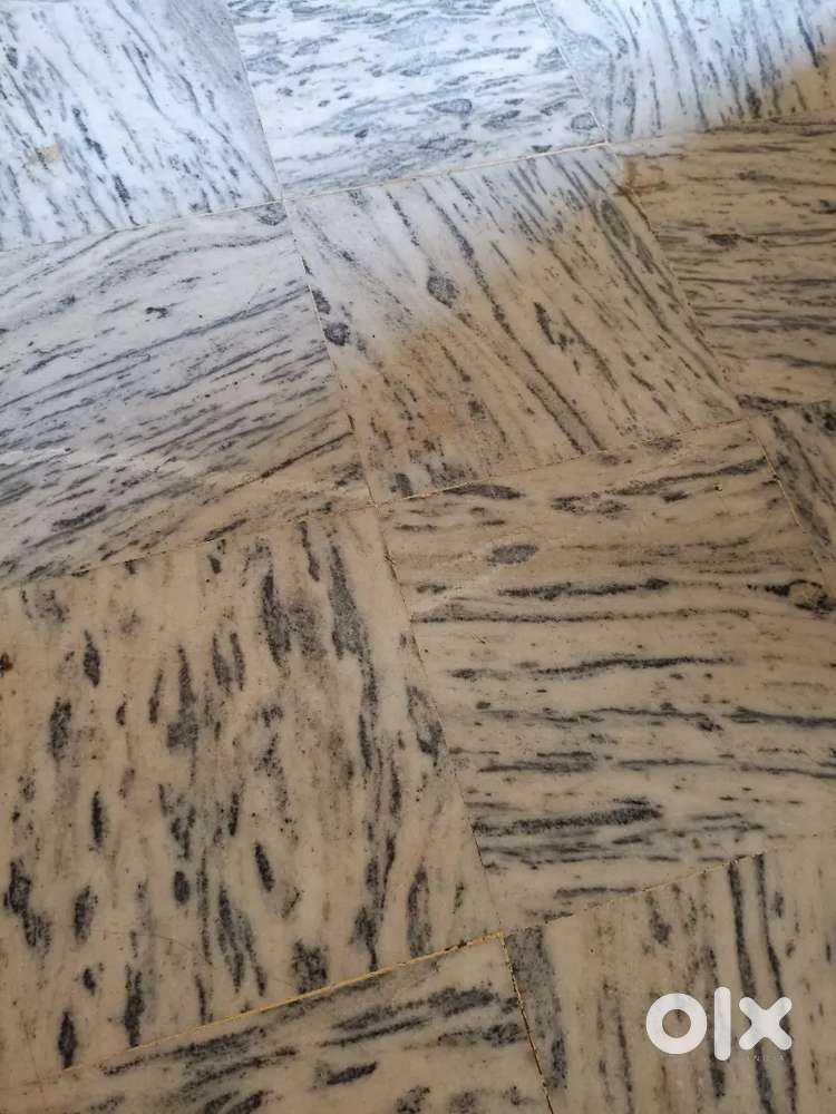 SPEAKERS AMP FOR SALE