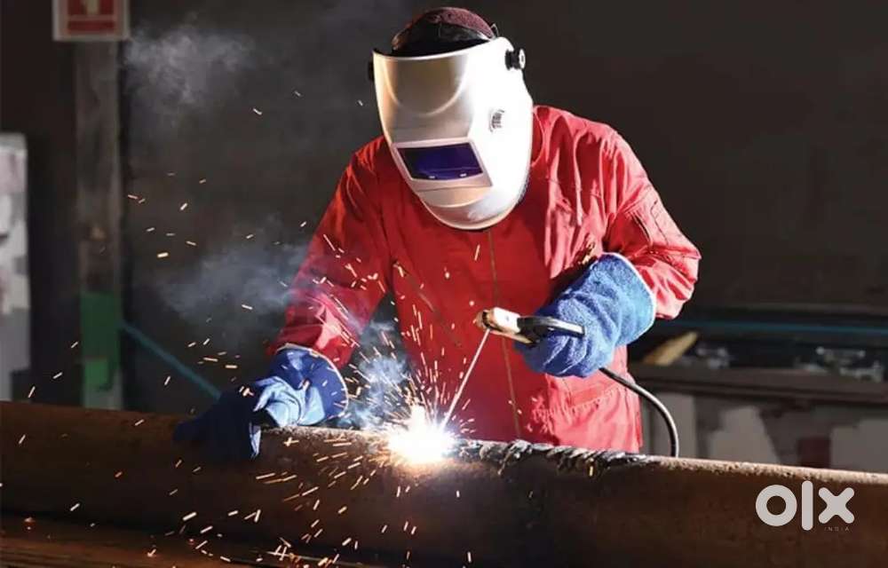 Payment weekly hai Welding ka kaam hai
