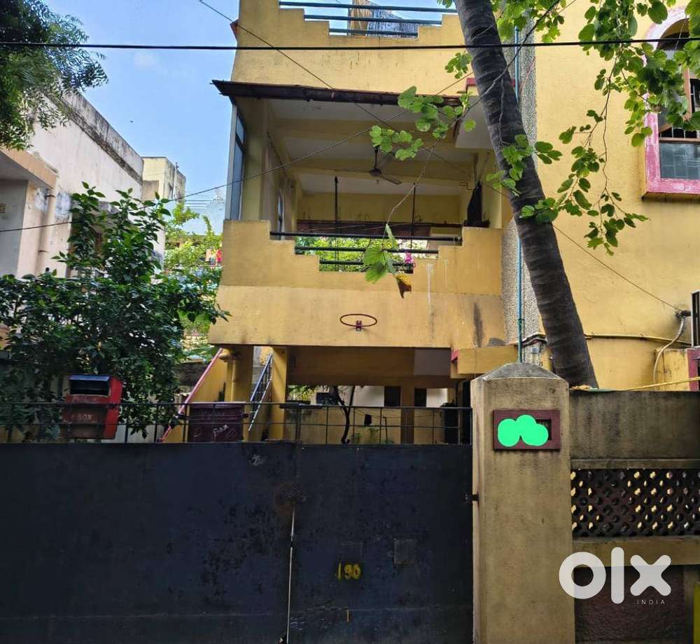 6 Bhk house in Koyambedu