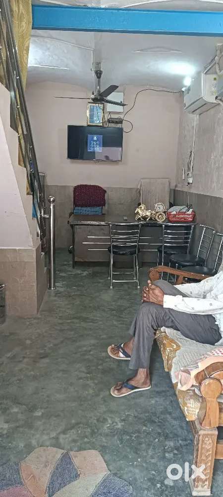 Office data entry only ladies k liye hai job Time 4 pm to  6.30pm