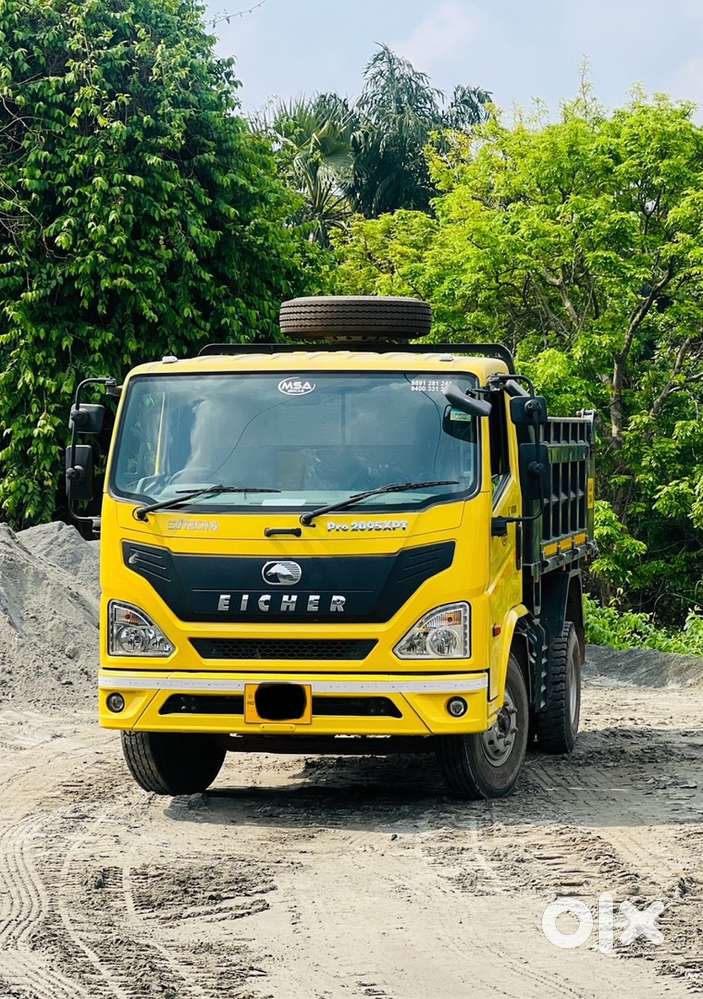 eicher pro2095XPT