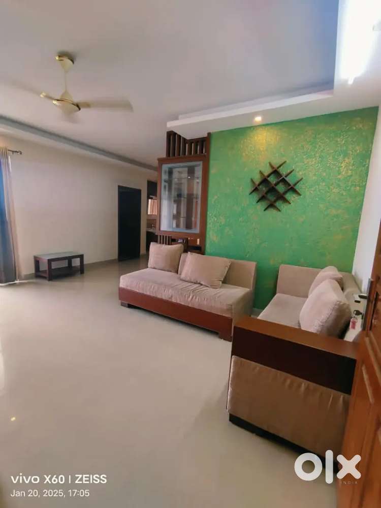 Family only :3Bhk Fully Furnished Flat For Rent At Kakkanad