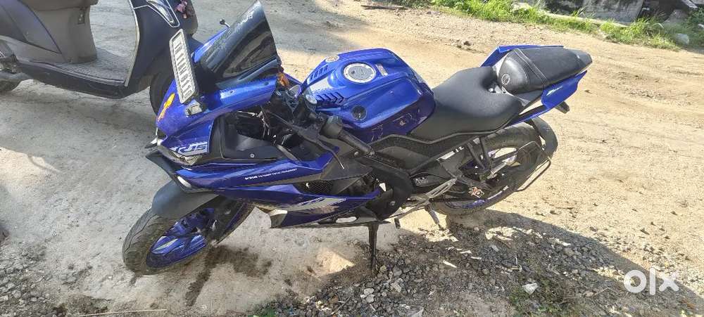 R15 v3 2021 model seal